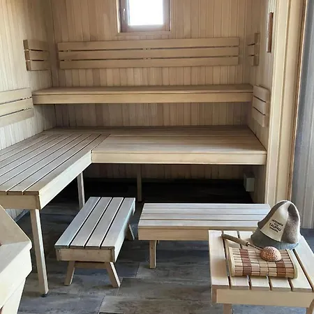بيت ضيافة Pirtis Su Nakvyne Dviem